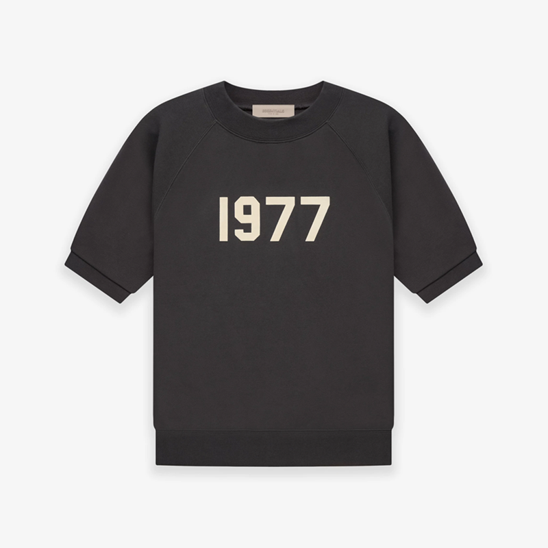 Áo FEAR OF GOD ESSENTIALS '1977' Gagrlan Short Sleeve Crewneck Iron